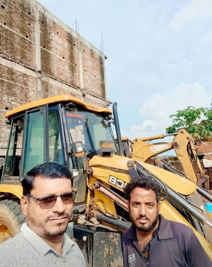 Machinery Specialists at RM Earth Mover Service Center